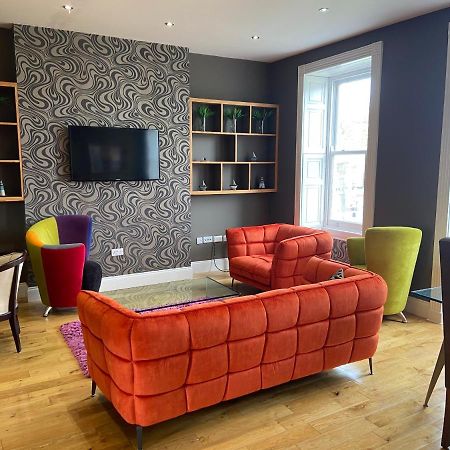 Halvard Apartments At Каслтаун Екстер'єр фото